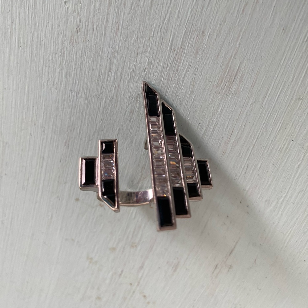Art deco ring